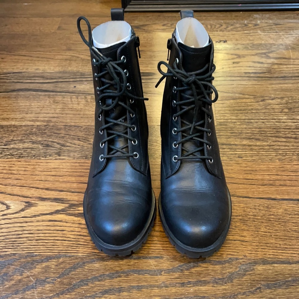 BP. Combat Boots